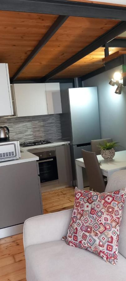 Primopiano - Umbria Apartment Милано Екстериор снимка